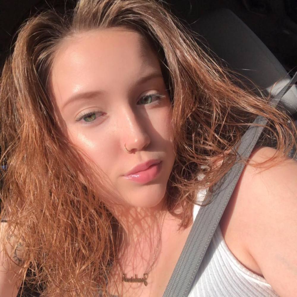 Meet your Posher, Caitlynn
